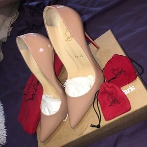 So Kate Pump in Nude Christian Louboutin